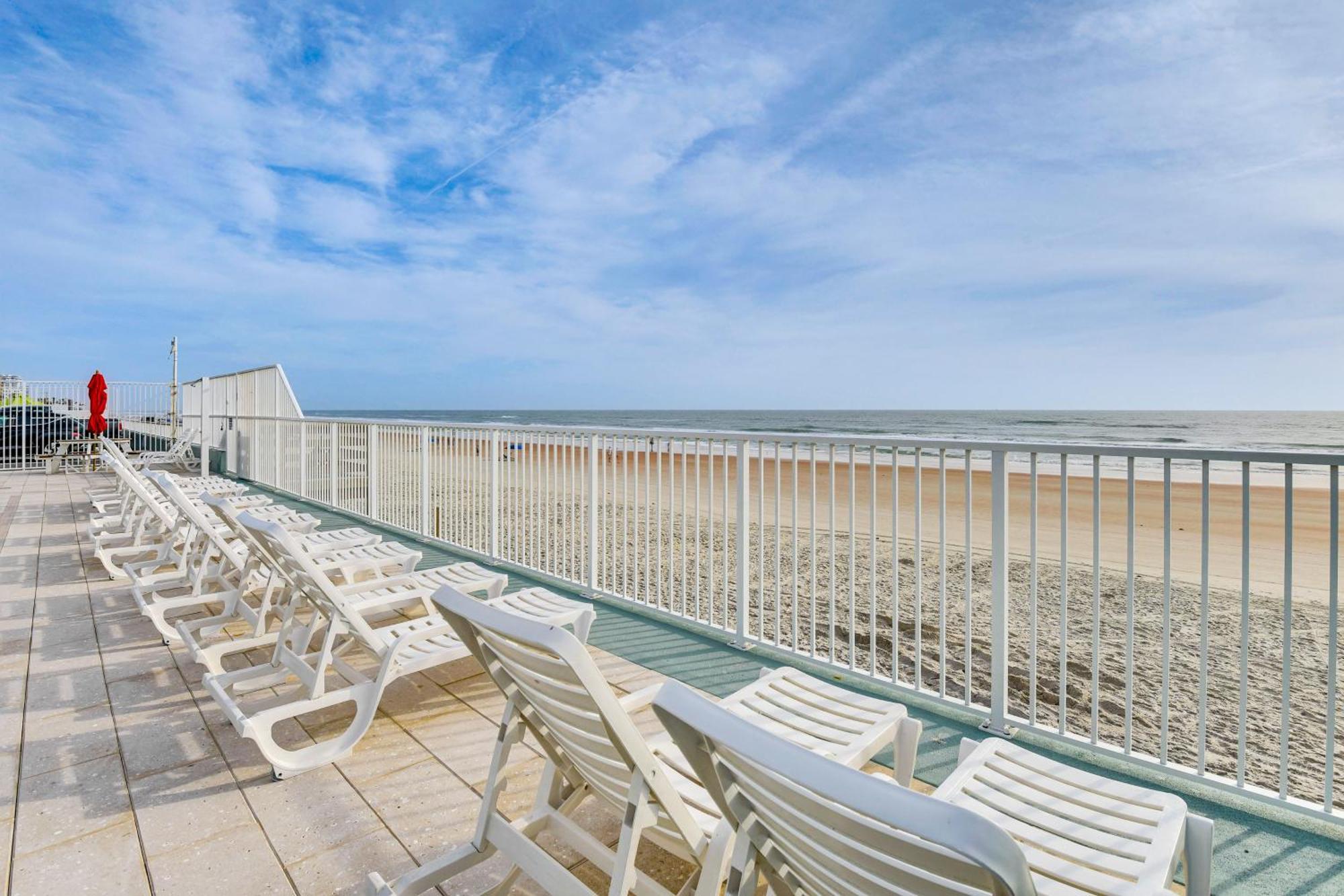 Updated Daytona Beach Oceanfront Studio! Esterno foto